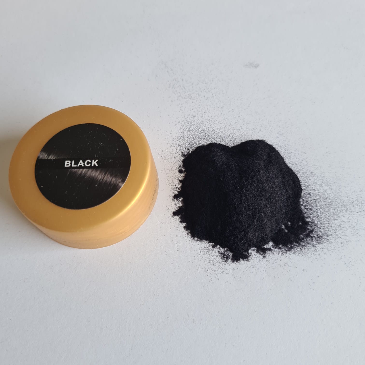 black haarvezels
